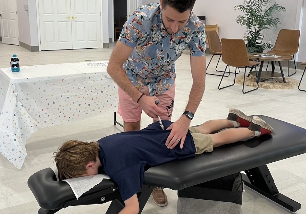 Dr. Murray McFarlane attend kid hip pain treatment